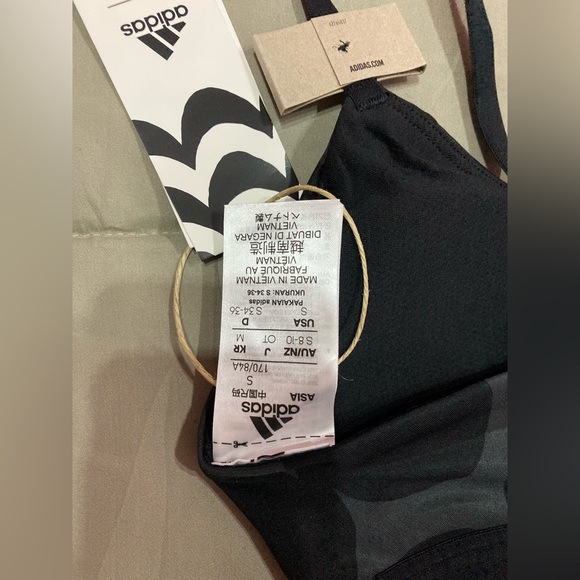 ADIDAS
Women Sports Lightly Padded Bra (Black, Grey) - Picture 9 of 9